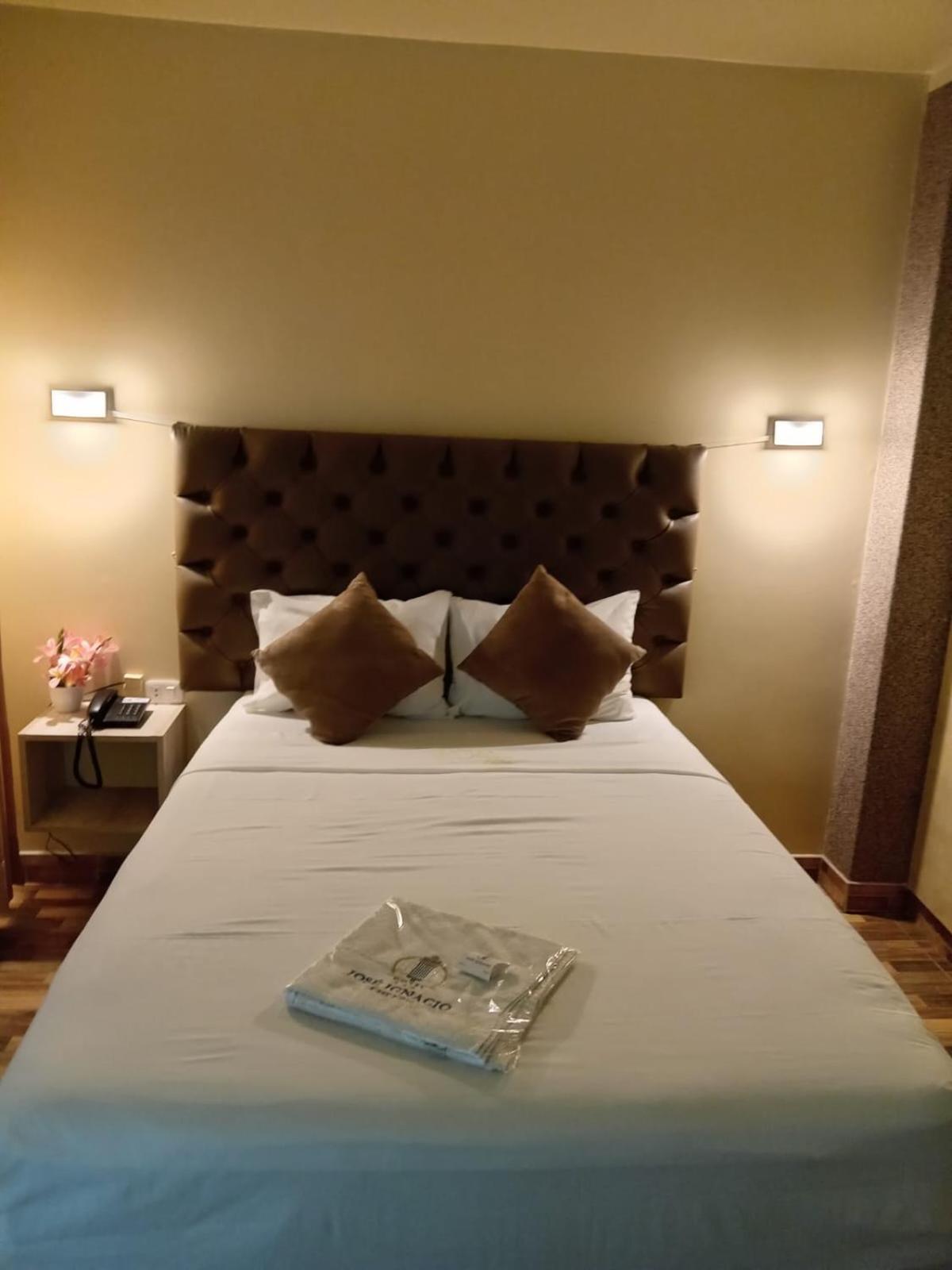 Hotel Jose Ignacio Chepén エクステリア 写真