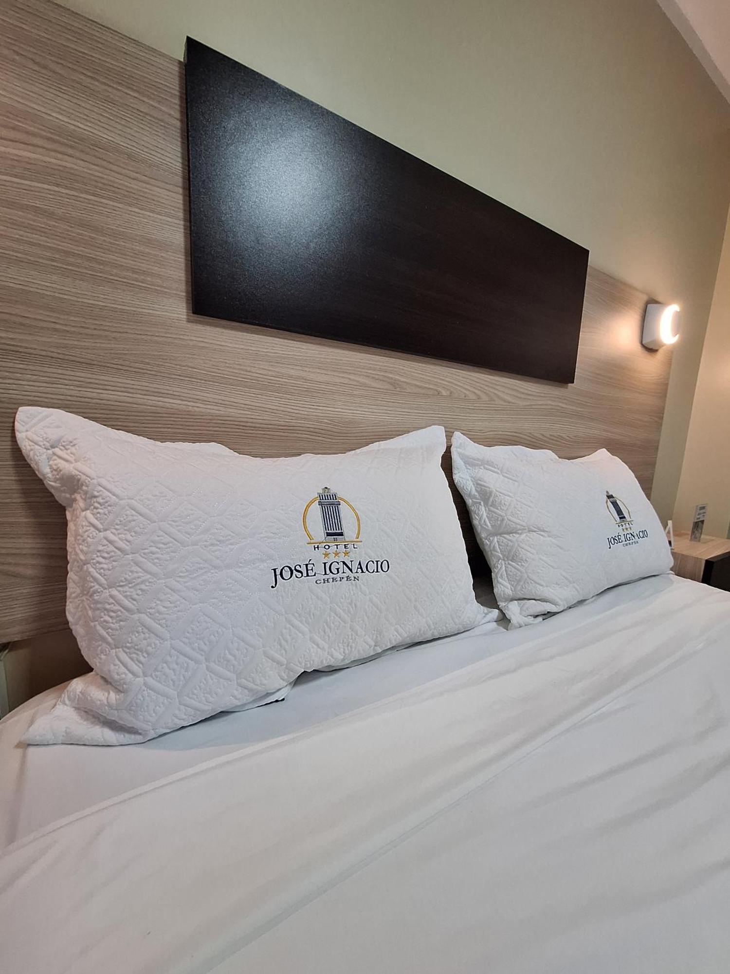 Hotel Jose Ignacio Chepén エクステリア 写真